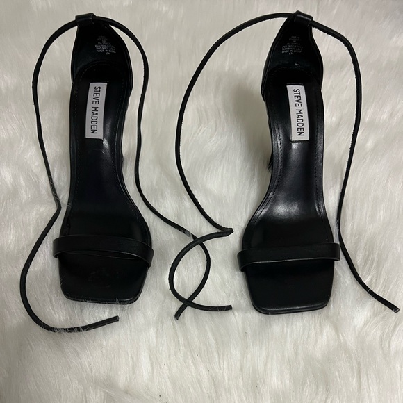 Steve Madden Shoes - Steve Madden Black High Heels Size 8